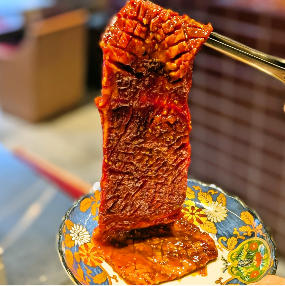 焼肉☆MEGAハラミステーキ